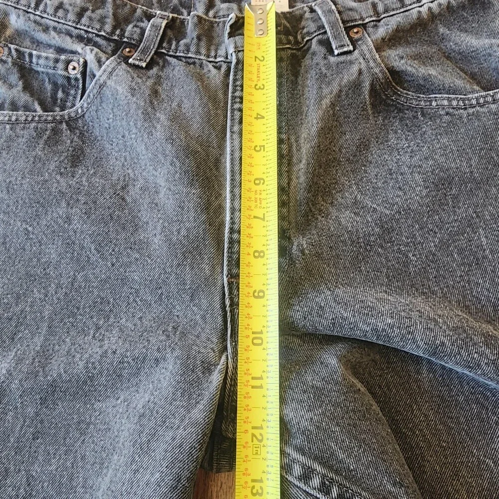Vintage Levi's 560 Jeans Mens 34x30 Faded Gray Black Loose Tapered Made USA 90s